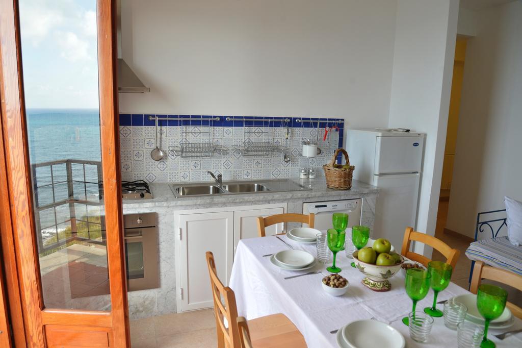 Marco Polo Casa Vacanze Pollina Kültér fotó